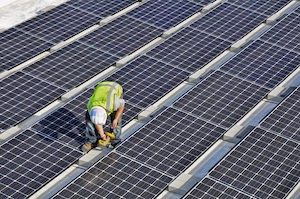 伊利諾伊州能源法吸引東北地區(qū)的工業(yè)太陽能開發(fā)商