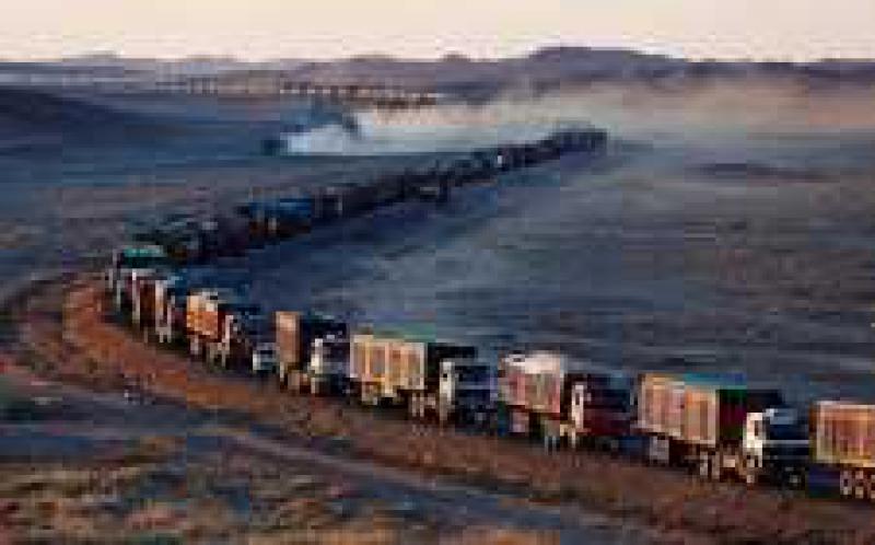 陽泉-新港-佛山“建材-煤炭”公鐵海聯(lián)運班列開行