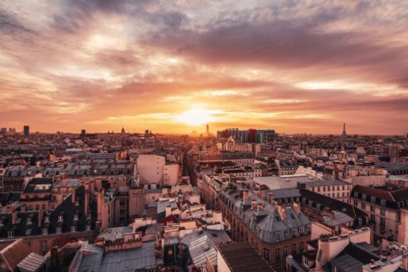 法國(guó)公布2025年7-9月屋頂太陽(yáng)能上網(wǎng)電價(jià)新規(guī)