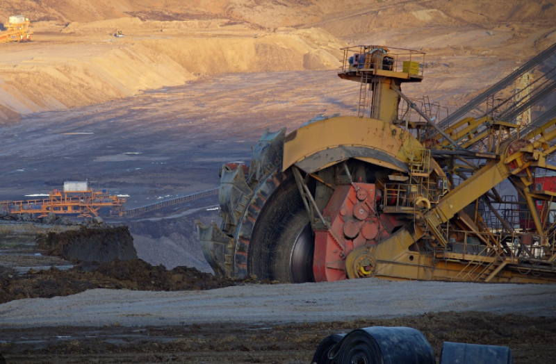 南非5月礦業(yè)產出止跌回升 黃金銷售飆升助力行業(yè)信心回暖