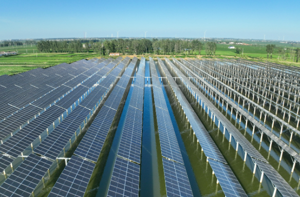 襄陽柳堰集光伏電站項(xiàng)目進(jìn)入建設(shè)關(guān)鍵階段